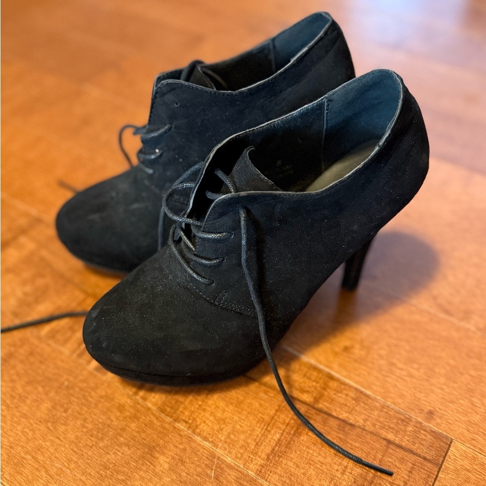 Ardene Black Lace-Up Heels